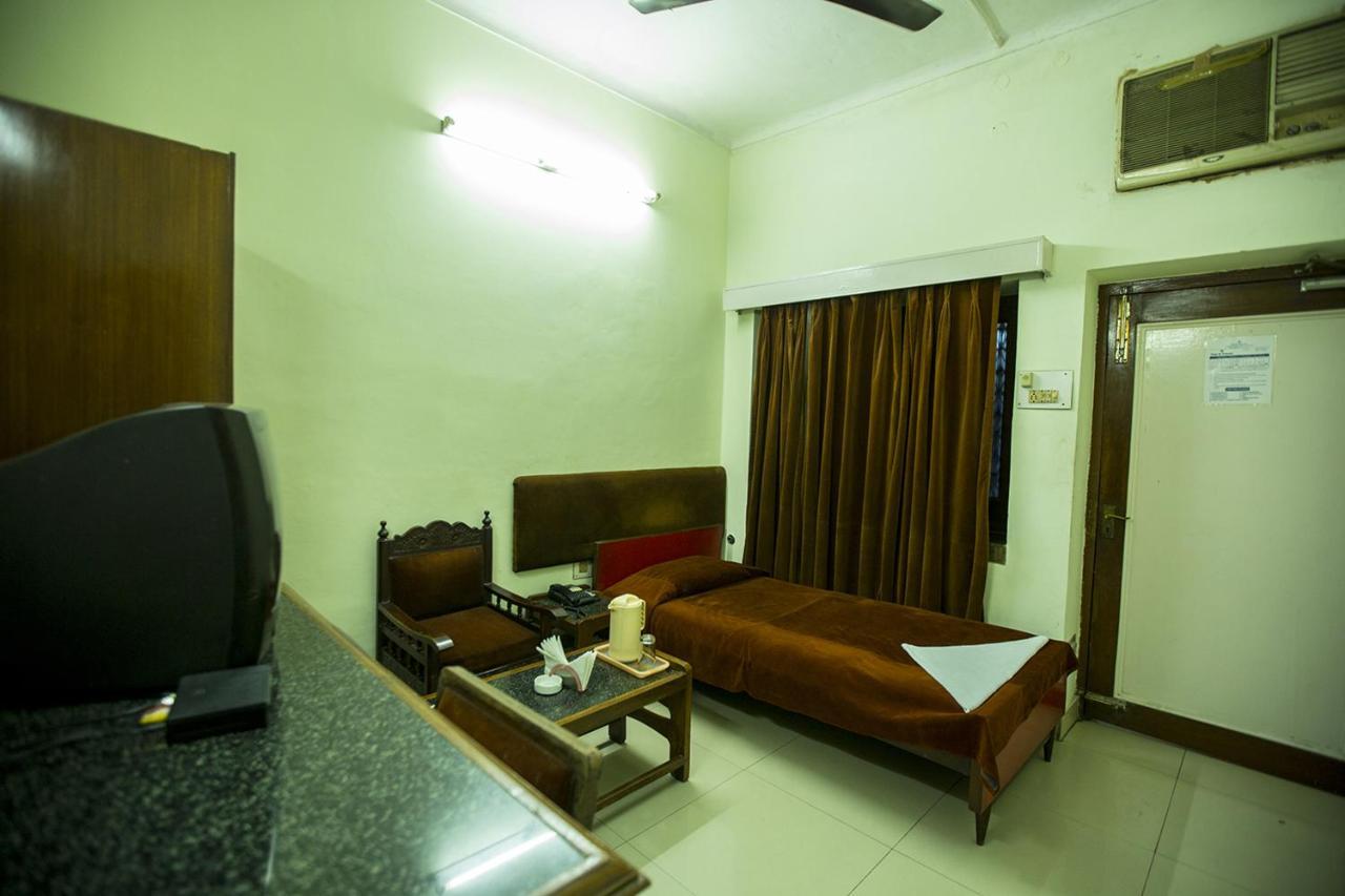 Deep Hotel لاكناو المظهر الخارجي الصورة