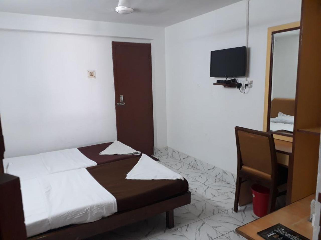Deep Hotel لاكناو المظهر الخارجي الصورة